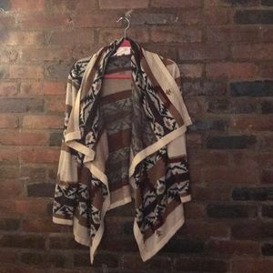 PATTERNED CARDIGAN! ❤️